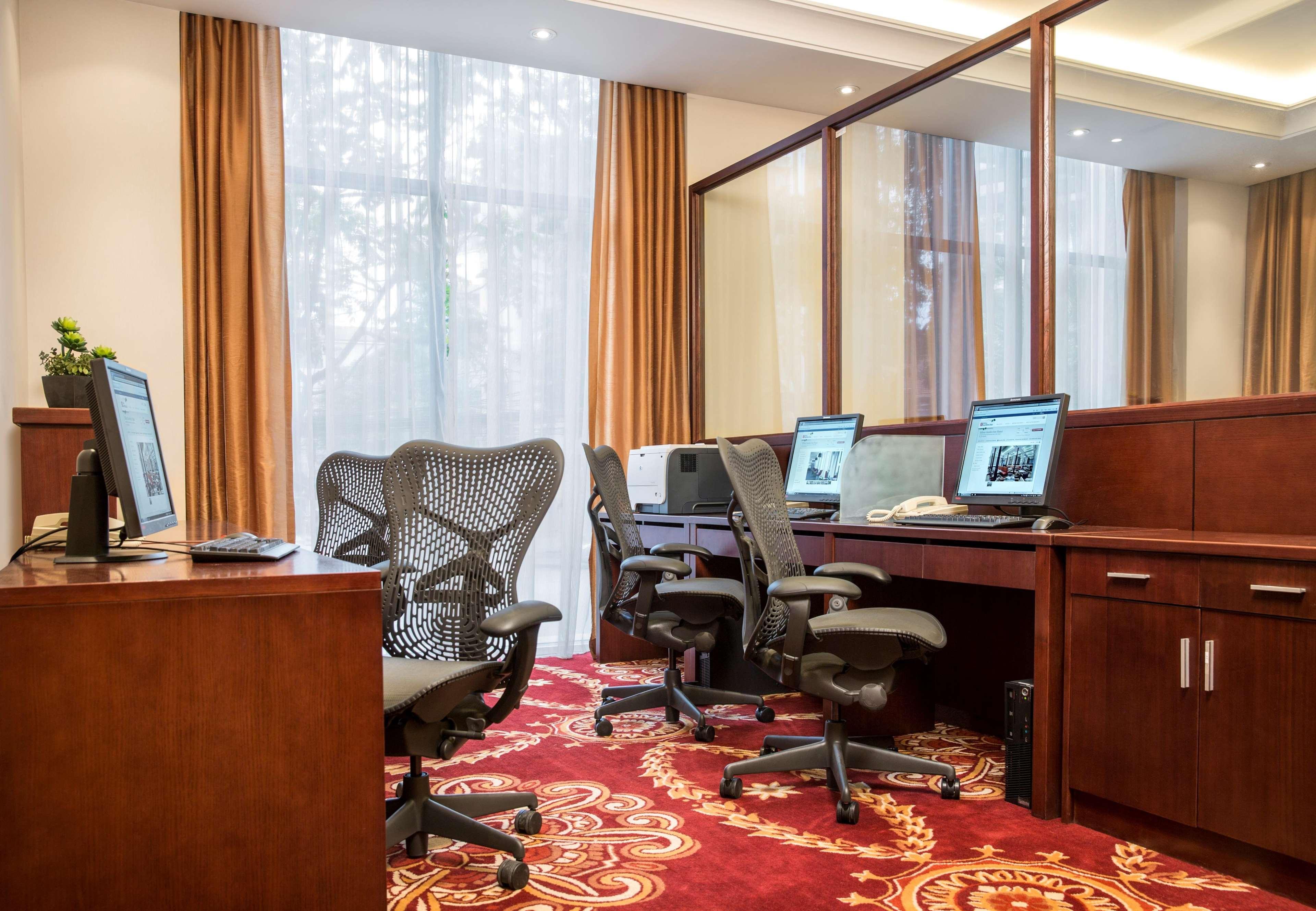 Hilton Garden Inn Hanoj Exteriér fotografie
